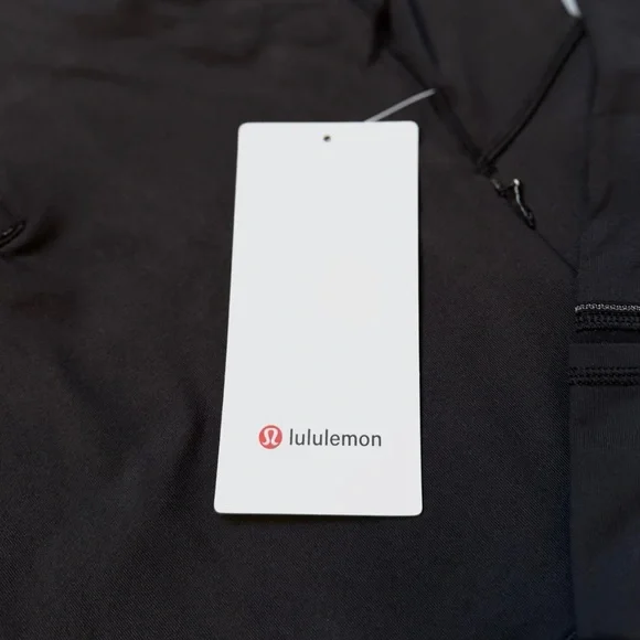 NWT Lululemon It’s Rulu™ Run Cropped Half Zip – Black – Size 8